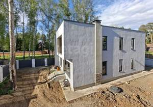 Дом 240м², 2-этажный, участок 6 сот.  