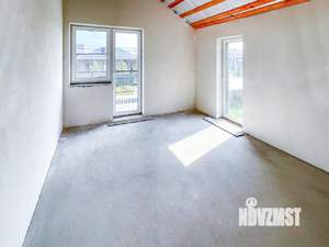 Дом 200м&sup2;, 2-этажный, участок 15 сот.  