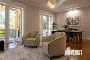 Коттедж 306м&sup2;, 2-этажный, участок 15 сот.  