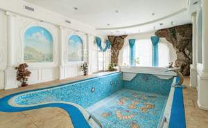 Дом 630м², 3-этажный, участок 10 сот.  