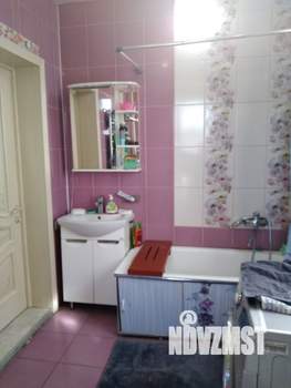 Дом 258м², 3-этажный, участок 15 сот.  
