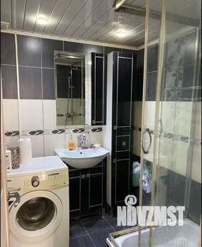 Дом 135м&sup2;, 2-этажный, участок 6 сот.  