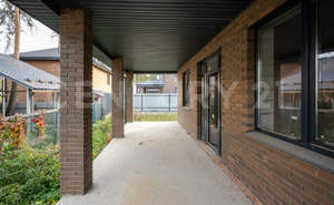 Дом 200м&sup2;, 2-этажный, участок 5 сот.  