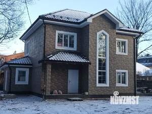 Дом 165м&sup2;, 2-этажный, участок 6 сот.  