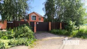 Дом 199м², 2-этажный, участок 10 сот.  