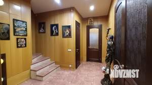 Дом 200м², 2-этажный, участок 10 сот.  