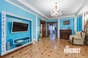Дом 277м², 2-этажный, участок 9 сот.  