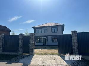 Дом 220м², 2-этажный, участок 6 сот.  