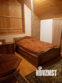 Дом 334м², 3-этажный, участок 10 сот.  