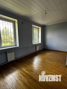 Дом 301м², 3-этажный, участок 12 сот.  