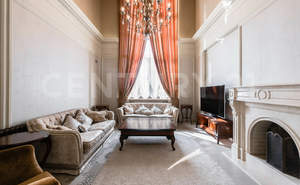 Дом 432м², 3-этажный, участок 10 сот.  