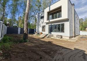 Дом 240м², 2-этажный, участок 6 сот.  