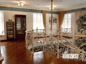 Дом 450м², 2-этажный, участок 40 сот.  