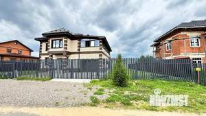 Дом 330м², 2-этажный, участок 8 сот.  