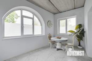 Коттедж 280м², 3-этажный, участок 4 сот.  