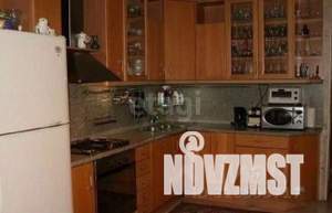 Дом 302м², 4-этажный, участок 12 сот.  