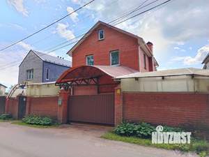Дом 174м², 3-этажный, участок 8 сот.  