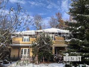 Коттедж 306м², 2-этажный, участок 15 сот.  