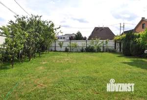 Дом 280м², 3-этажный, участок 8 сот.  