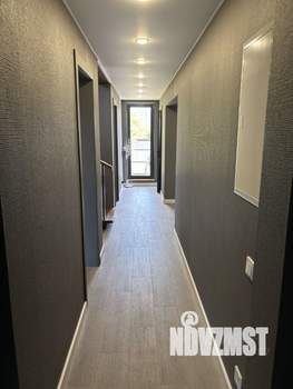 Дом 100м&sup2;, 2-этажный, участок 6 сот.  