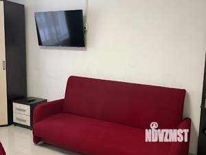 Студия квартира, посуточно, 23м2, 1/25 этаж