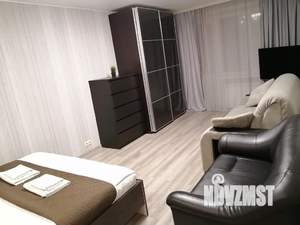 1-к квартира, посуточно, 33м2, 1/1 этаж