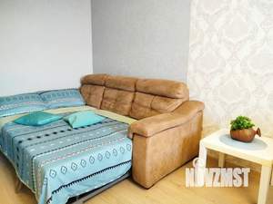 1-к квартира, посуточно, 42м2, 5/25 этаж