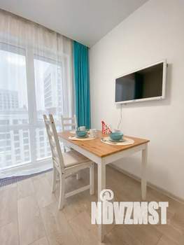 1-к квартира, посуточно, 40м2, 10/17 этаж