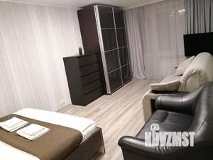 1-к квартира, посуточно, 33м2, 1/1 этаж