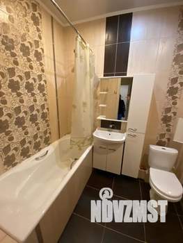 1-к квартира, посуточно, 38м2, 7/25 этаж