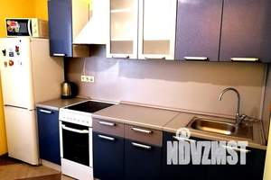 1-к квартира, посуточно, 37м2, 8/17 этаж