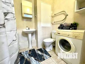 Студия квартира, посуточно, 30м2, 9/25 этаж