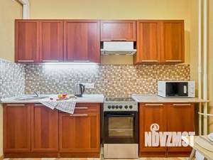 1-к квартира, посуточно, 42м2, 1/1 этаж