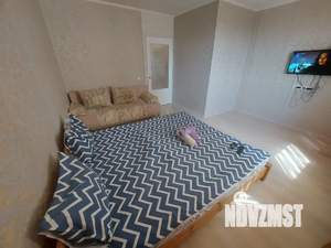 1-к квартира, посуточно, 38м2, 12/17 этаж