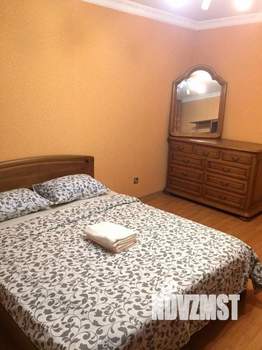 2-к квартира, посуточно, 49м2, 1/1 этаж