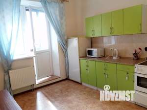 1-к квартира, посуточно, 43м2, 1/1 этаж