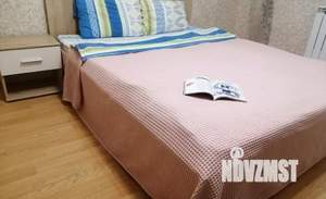 1-к квартира, посуточно, 46м2, 1/1 этаж