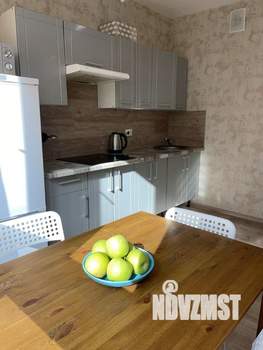 1-к квартира, посуточно, 37м2, 1/1 этаж