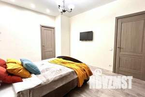 1-к квартира, посуточно, 40м2, 10/25 этаж