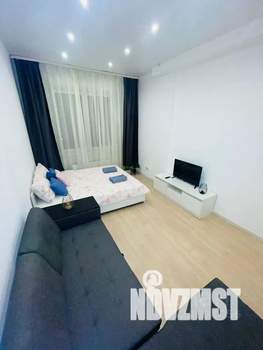 1-к квартира, посуточно, 37м2, 10/21 этаж