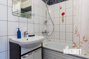 2-к квартира, посуточно, 63м2, 10/18 этаж