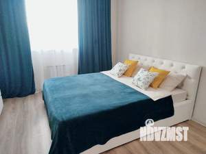 Студия квартира, посуточно, 24м2, 1/25 этаж