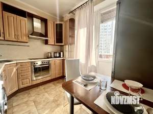 1-к квартира, посуточно, 40м2, 8/17 этаж