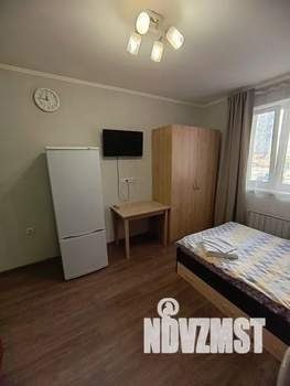 Студия квартира, посуточно, 22м2, 1/25 этаж