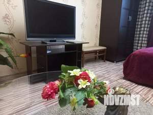 1-к квартира, посуточно, 43м2, 1/1 этаж