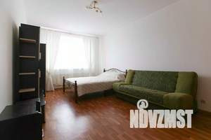 1-к квартира, посуточно, 36м2, 1/21 этаж