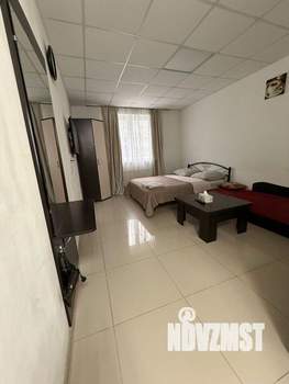 Студия квартира, посуточно, 28м2, 1/25 этаж