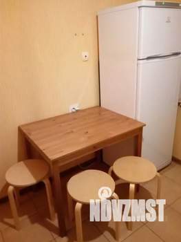 1-к квартира, посуточно, 33м2, 2/9 этаж