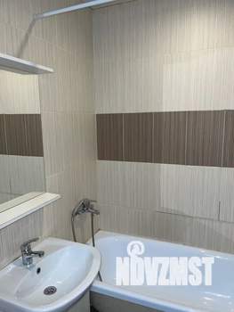 1-к квартира, посуточно, 37м2, 4/25 этаж