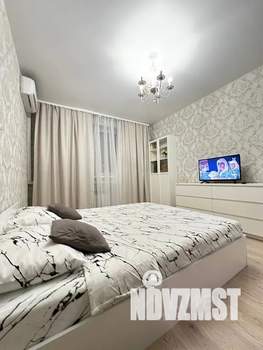 1-к квартира, посуточно, 42м2, 5/25 этаж